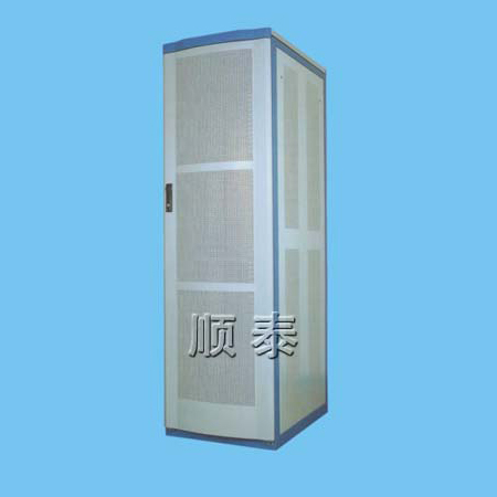 硢